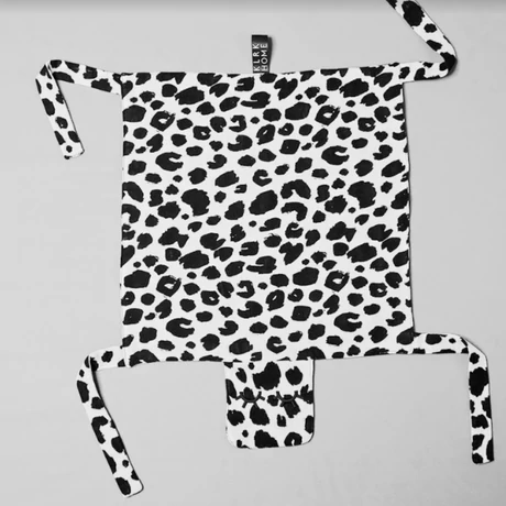 KLRK Home - GUSZTÁV ölelőkendő - VADON B&W LEOPÁRD, 1 DB