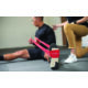 TheraBand erősítő gumiszalag 150 cm, közepes, piros + gumiszalagos edzésprogram kezdőknek (digitális)
